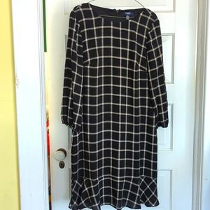 Chaps Black and white checked dress size 12.